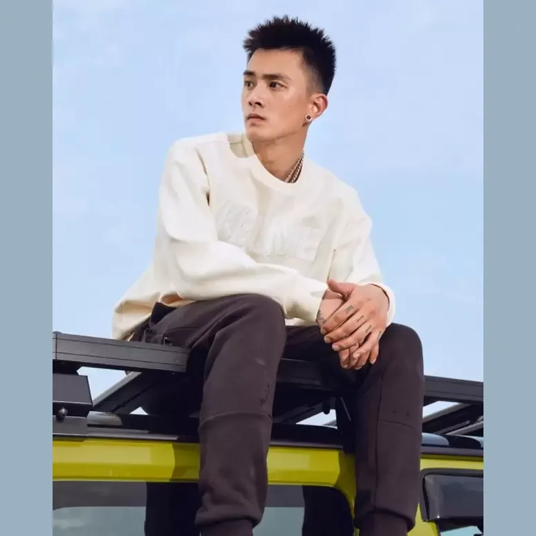 Свитшот KELME Round neck sweater 