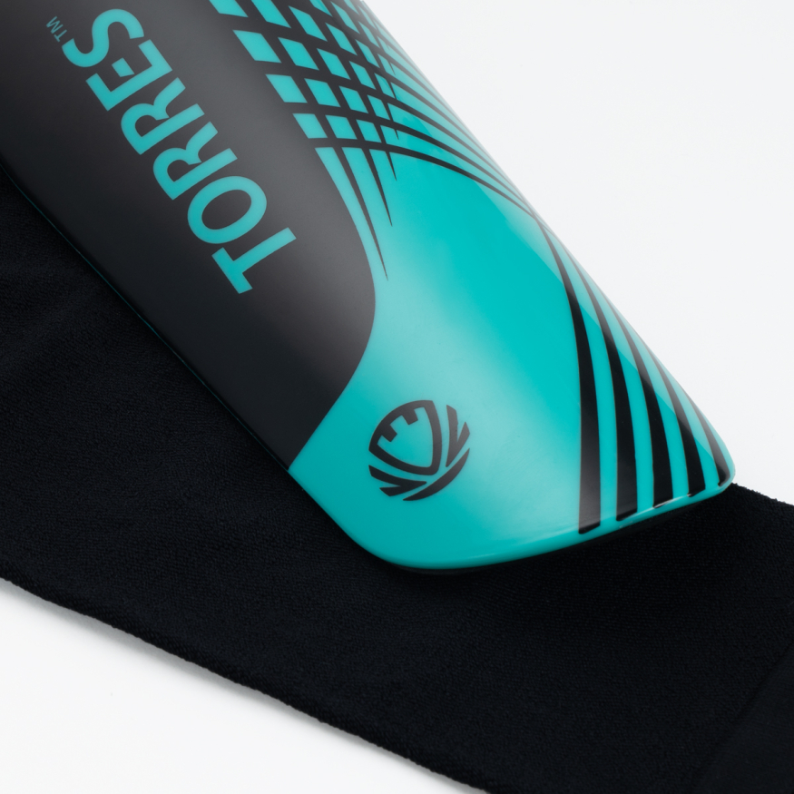 Щитки футбольные TORRES Pro FS2308L