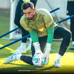 STRIKER 2502 BLANCO FIRM GROUND